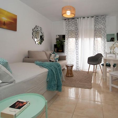 Luminoso Y Acoger Loft, Excelente Ubicacion Appartamento Siviglia Esterno foto