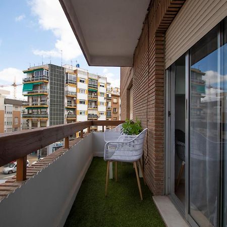 Luminoso Y Acoger Loft, Excelente Ubicacion Appartamento Siviglia Esterno foto