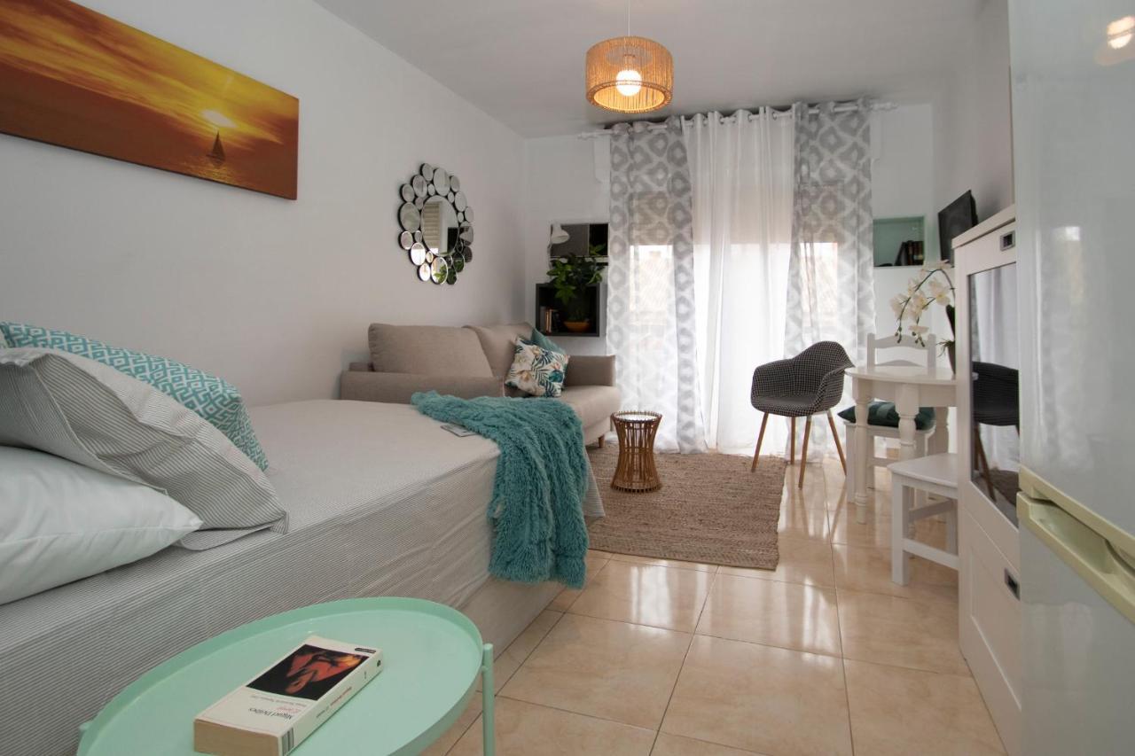 Luminoso Y Acoger Loft, Excelente Ubicacion Appartamento Siviglia Esterno foto
